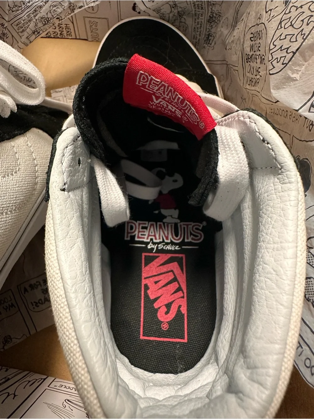 Vans Sk8-Hi Reissue Peanuts Joe Cool Black and White M7 W8.5 NEW